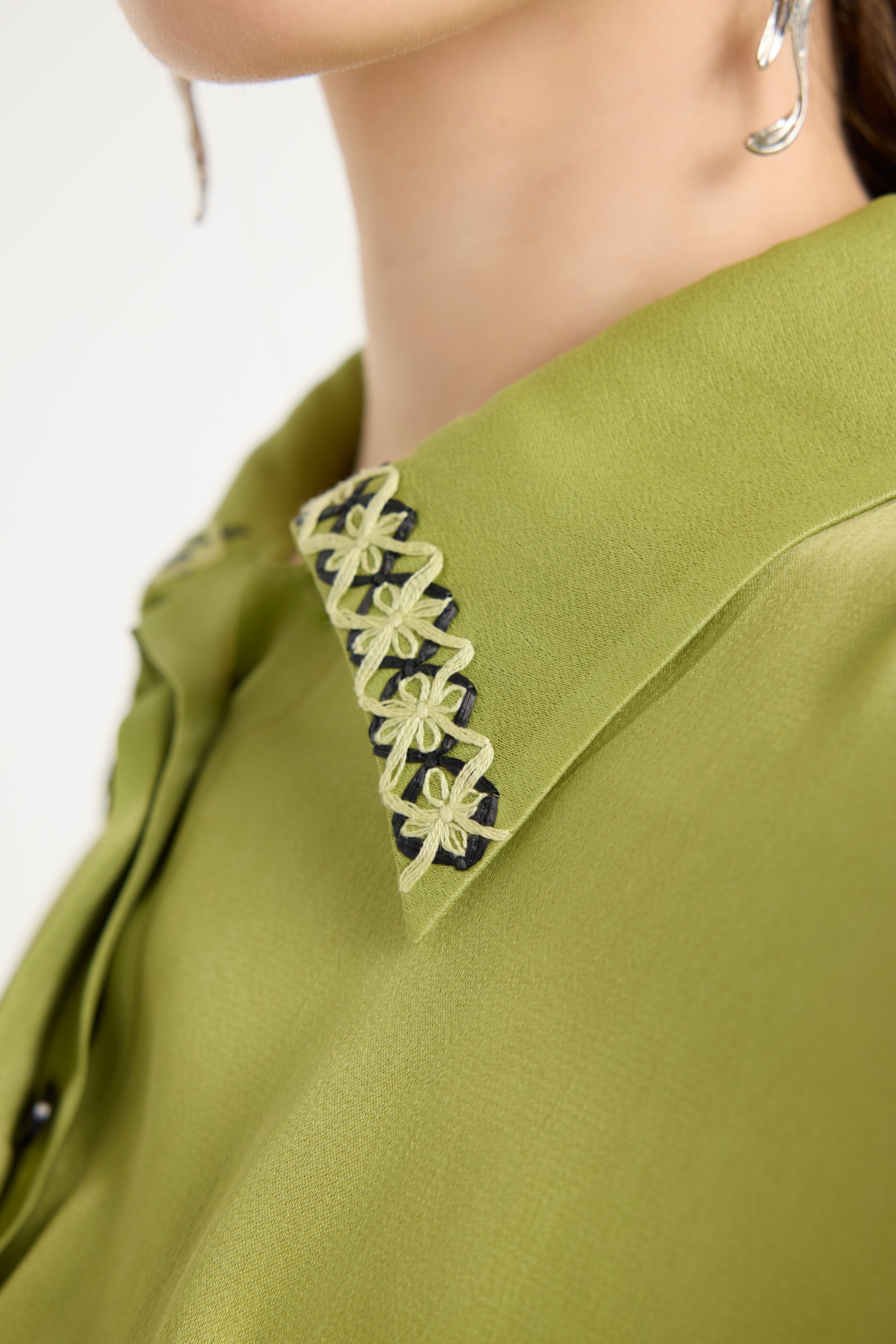 Raffia Embroidered Blouse in Green